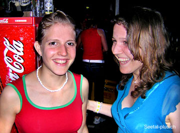 Barmaids_2