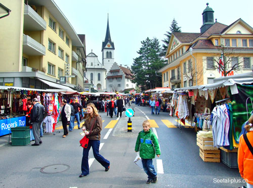 Hochdorf_Markt_2030