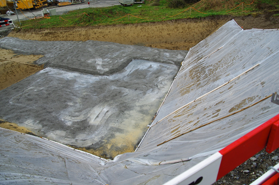 Aushub Magerbeton-Platz